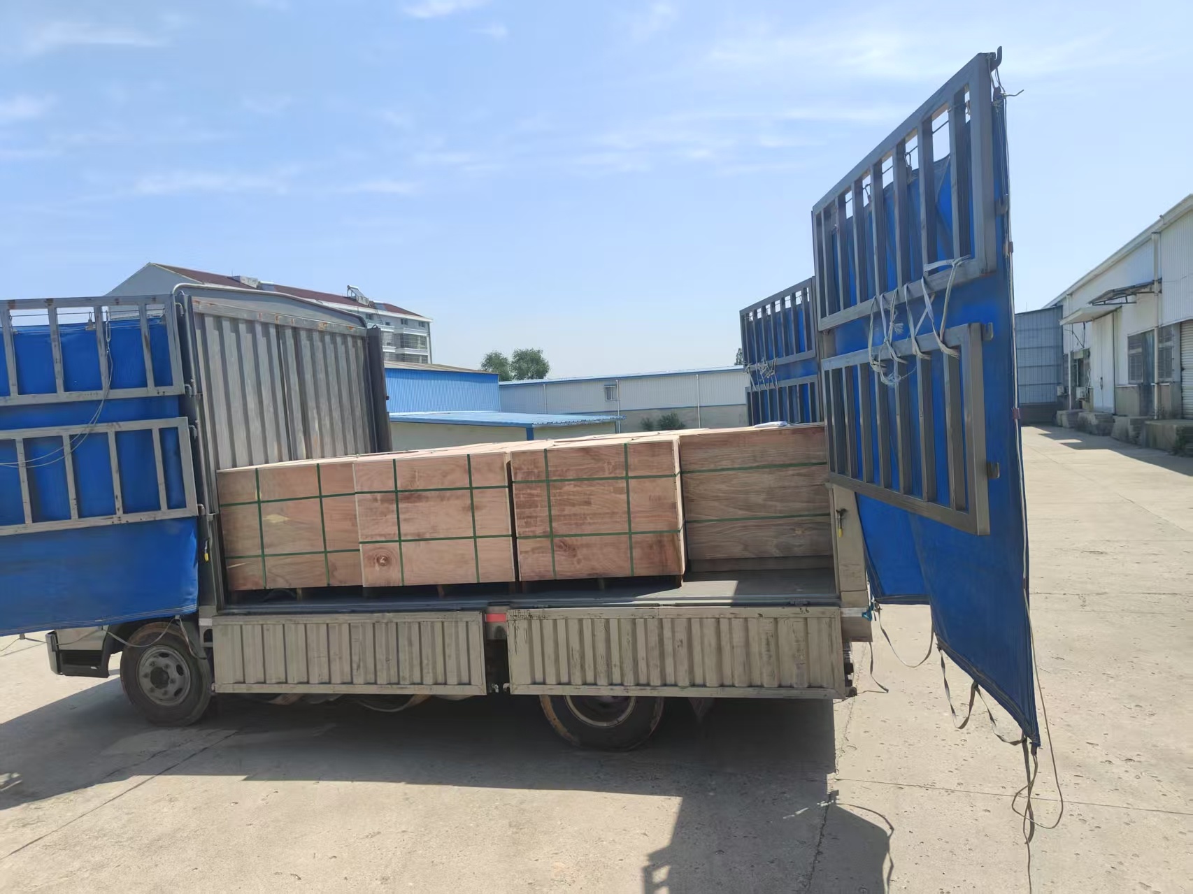 288台KDA系列直流大电流传感器批量发货