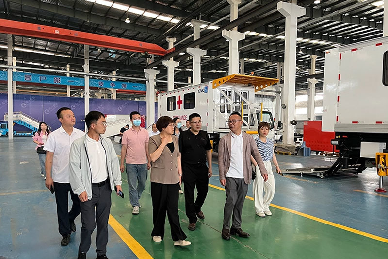 安順市投資促進(jìn)局副局長黃莉一行考察天一股份