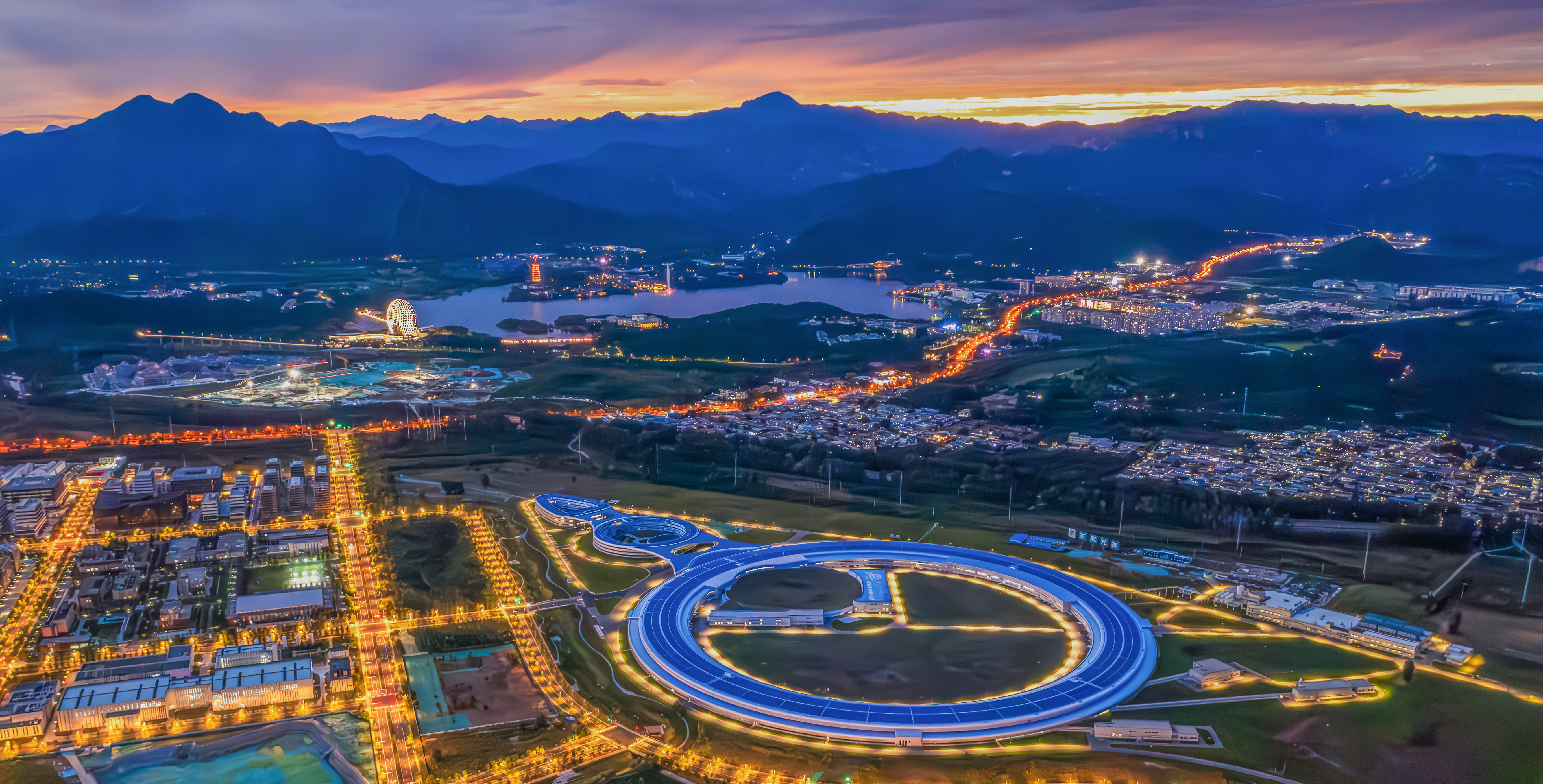 Beijing, this "magnifying glass," is as large as 90 football fields!