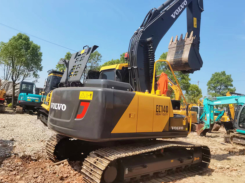 Volvo EC140