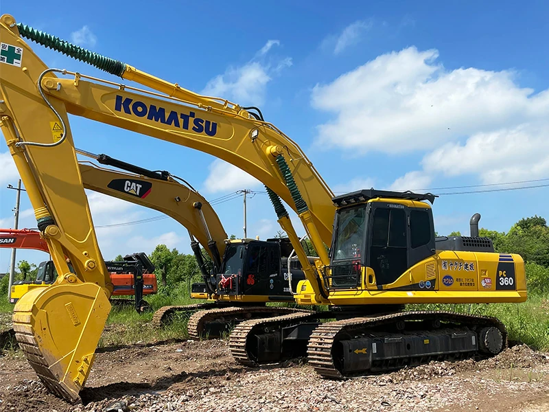 Komatsu PC360