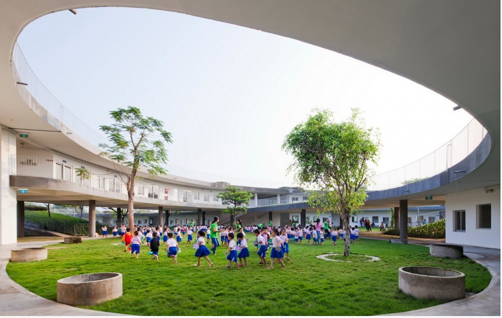 生態(tài)風(fēng)格幼兒園裝修設(shè)計案例效果圖