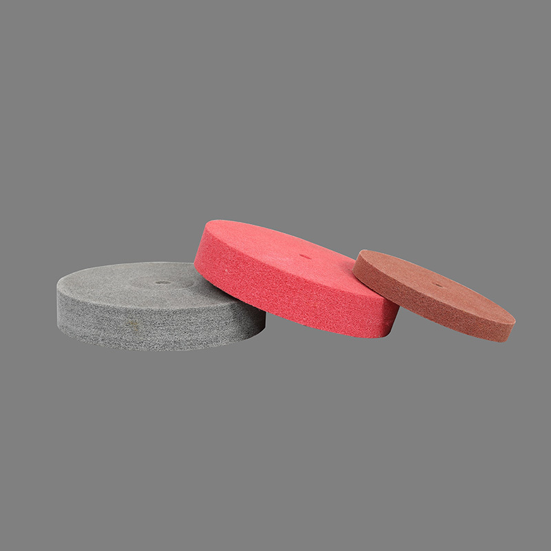 Nylon fiber polishing wheel
