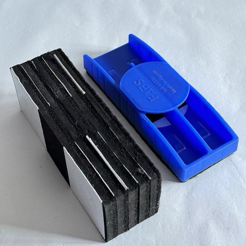 Magnetic felt blackboard eraser Magnetic felt blackboard eraser