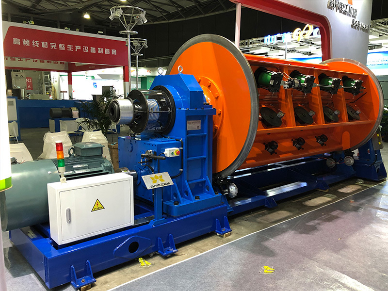 Understanding the Benefits of a Tube Stranding Machine in Cable Manufacturing