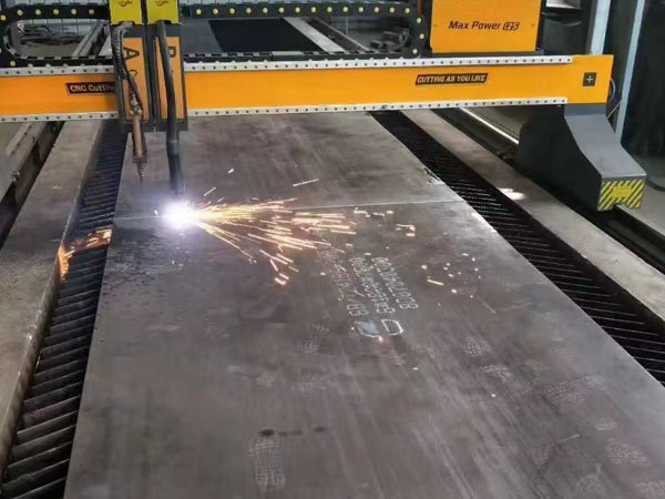 Preparation method of carbon steel pipe