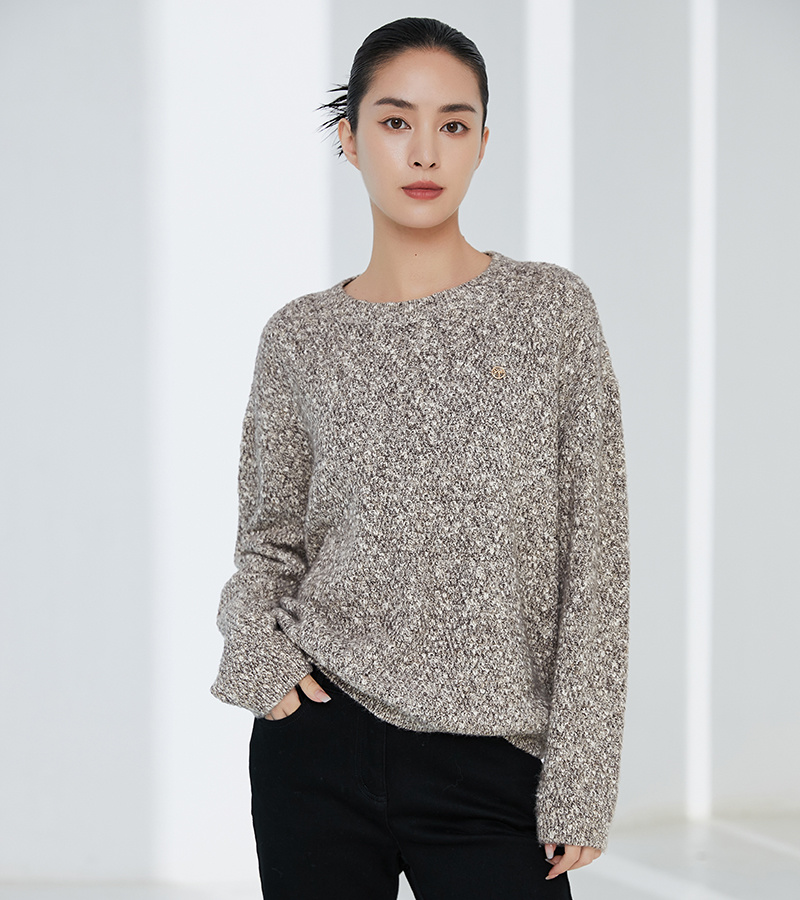 2023 autumn and winter new casual series fashionable retro round neck sweater