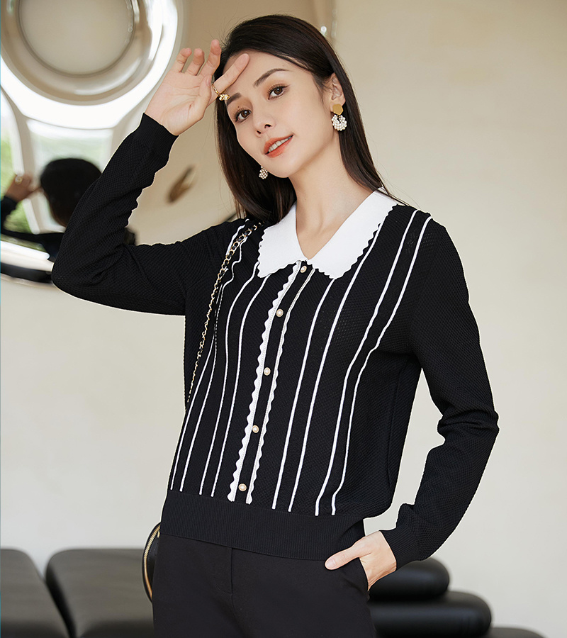 2023 Spring and Summer New Elegant Series Black and White Striped Polo Collar Sweater