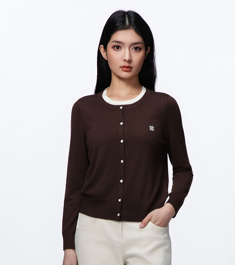 2025 Autumn/Winter New Casual Series Warm and Intellectual Round Neck Fake Two-Piece Knit Sweater