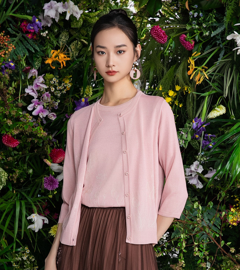 2024 Spring and Summer New Elegant Series Three-dimensional Texturized Embroidered Crewneck Knitted Cardigan
