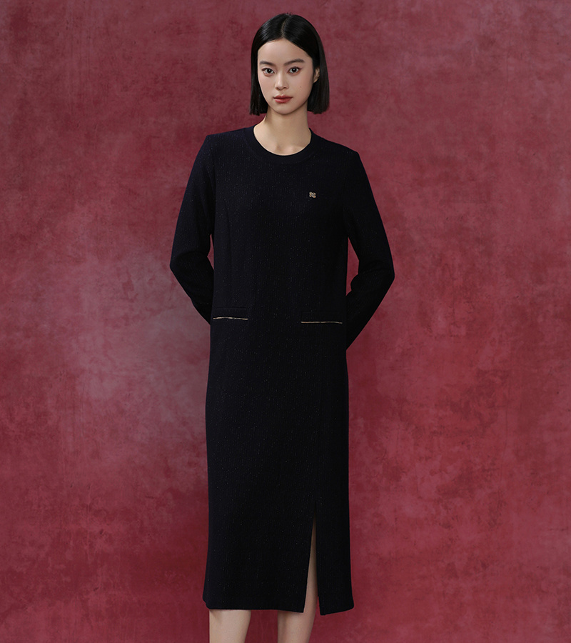 2024 Autumn/Winter New Arrivals Casual Series Relaxed and Elegant Round Neck Long Dress