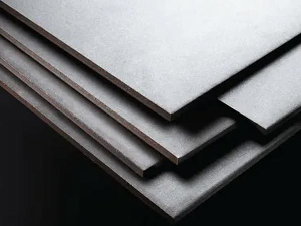 The difference between steel plate and iron plate