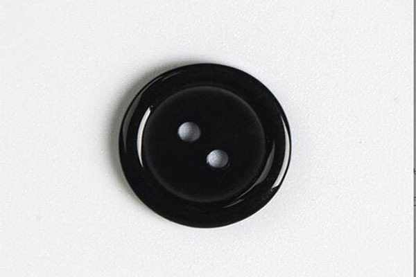 Plastic 2 hole button