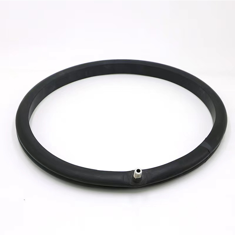 Inflatable sealing ring