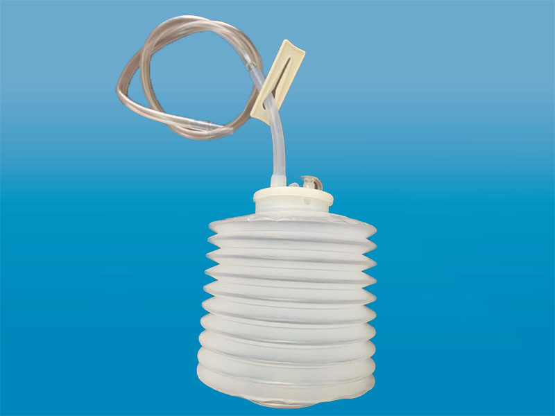 Disposable drainage bottle