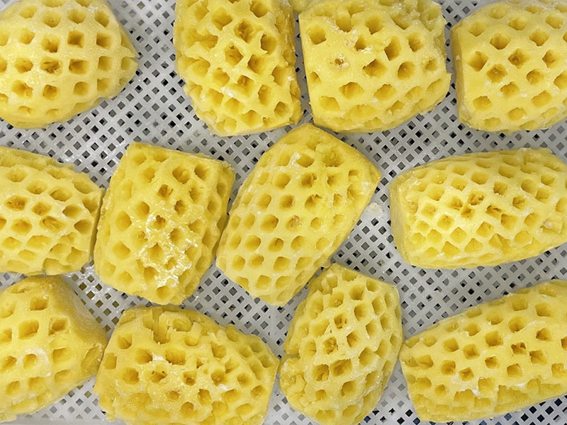 Frozen Pineapple. Frozen Pineapple Halves