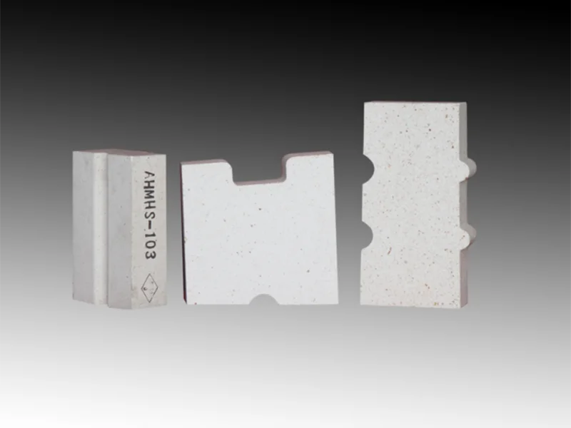 Pyroxene refractory bricks for hot blast furnace