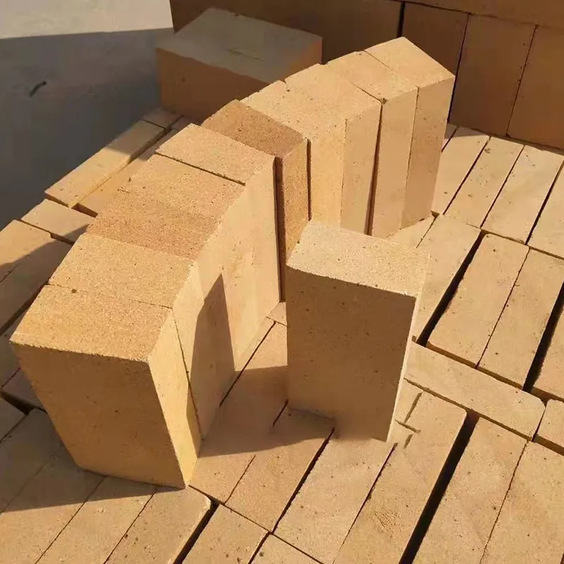Clay refractory brick