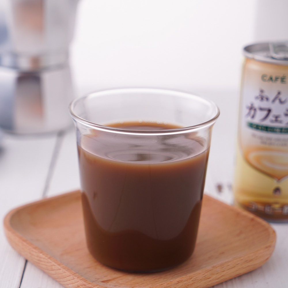 滴漏芳香牛奶咖啡饮料