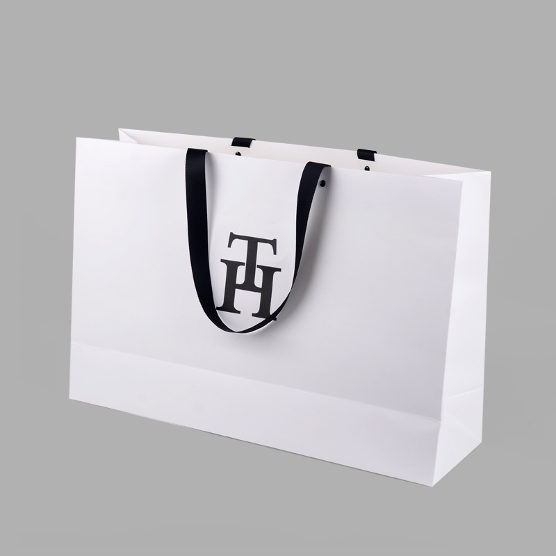 Why choose paper bags as your business carrier?