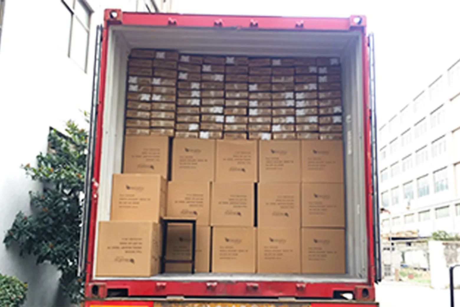 Shipping container