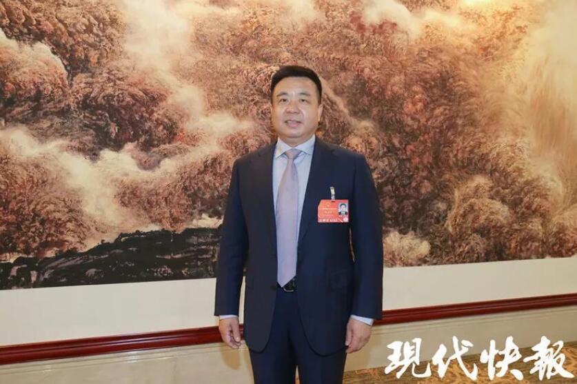 【現(xiàn)代快報】代表建議春節(jié)放假10天、清明放假5天