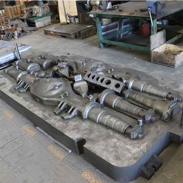 HOWO 371 axle housing assembly
