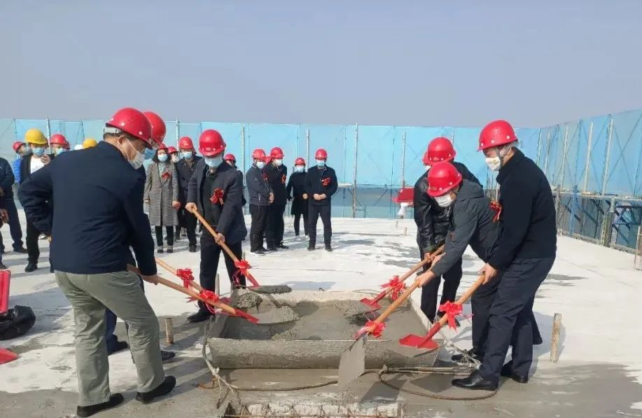 金渠·國風苑商業(yè)綜合體封頂儀式舉行