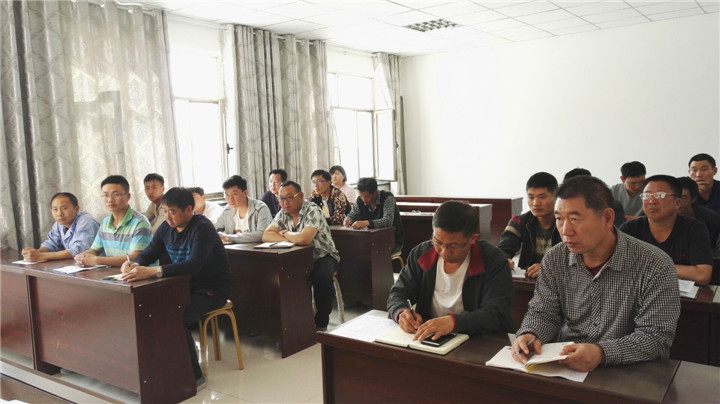集團(tuán)公司對(duì)昌源礦業(yè)干部職工進(jìn)行考核測(cè)評(píng)