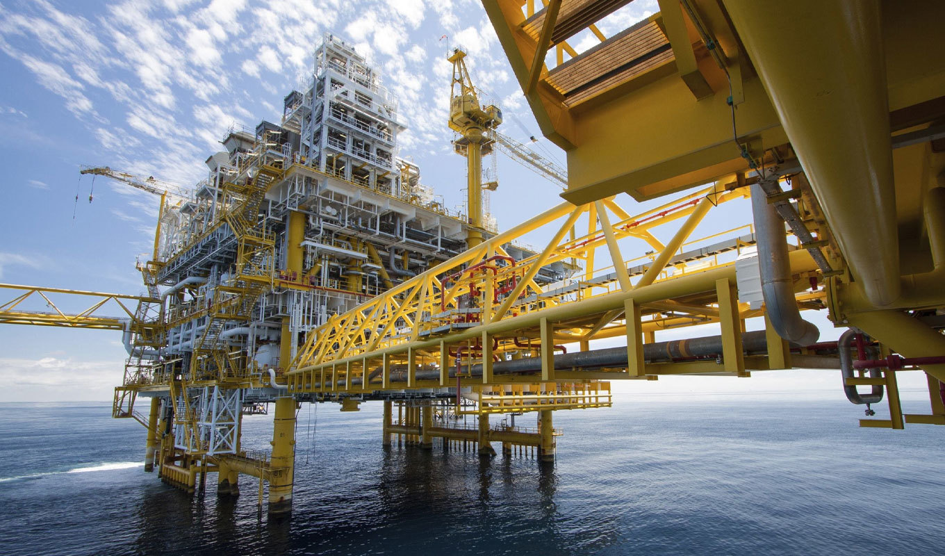 Нефтехимический Нефтехимический