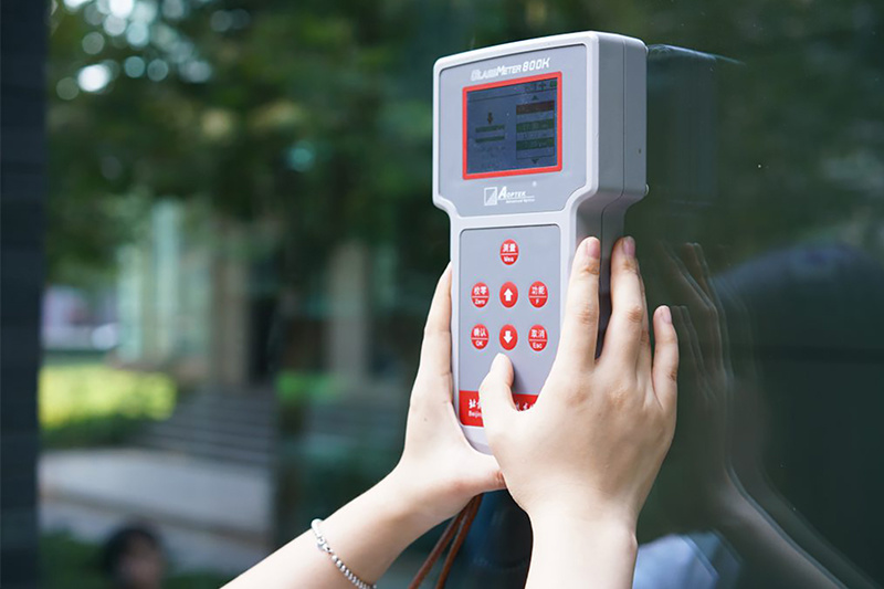 GLASSMETER 80OK מכשיר מידה קופיקטיב מעבר חום זכוכית מבודד GLASSMETER 80OK מכשיר מידה קופיקטיב מעבר חום זכוכית מבודד