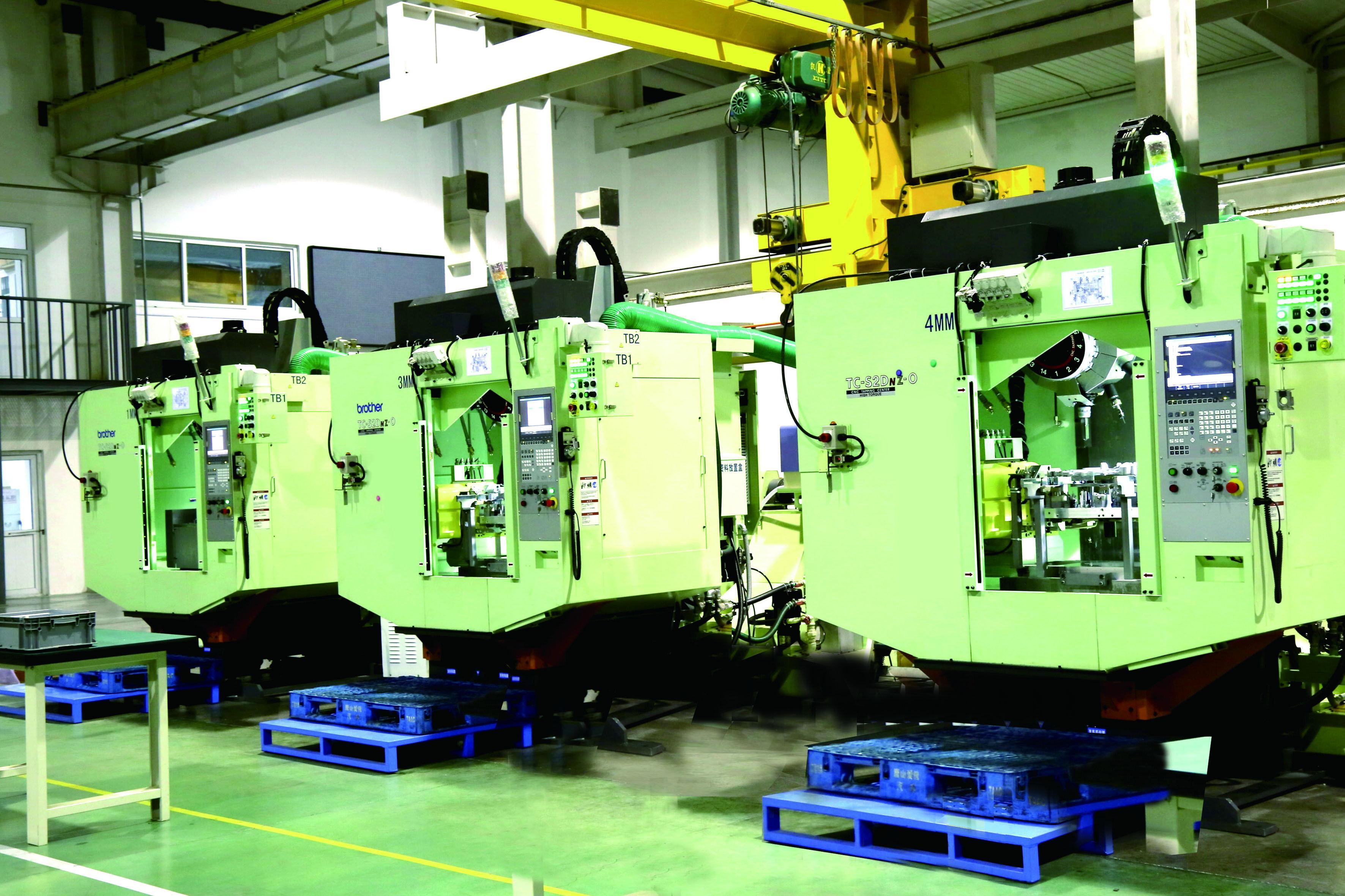 Machining center lines