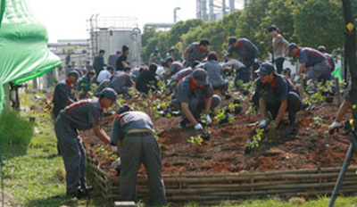 杭州工厂举行第二期“YOKOHAMA千年之林”植树节活动