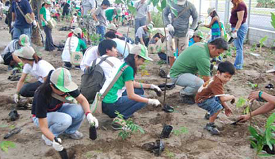 菲律宾轮胎生产基地举行第三期植树活动