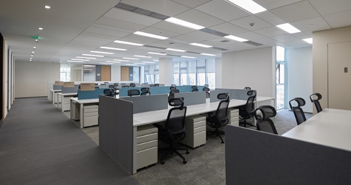 CNE provides healthy and comfortable working environment for employees.