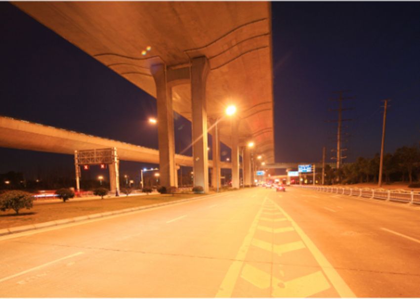 東方大道(景興路-海賓路)改造照明工程