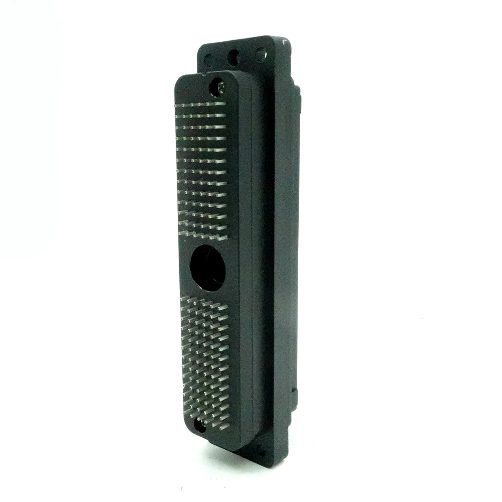 CMZ1-156RW9B    CMZ系列，156Pin塑料插座，满配PCB触点，方形针脚，露出高度3.18mm