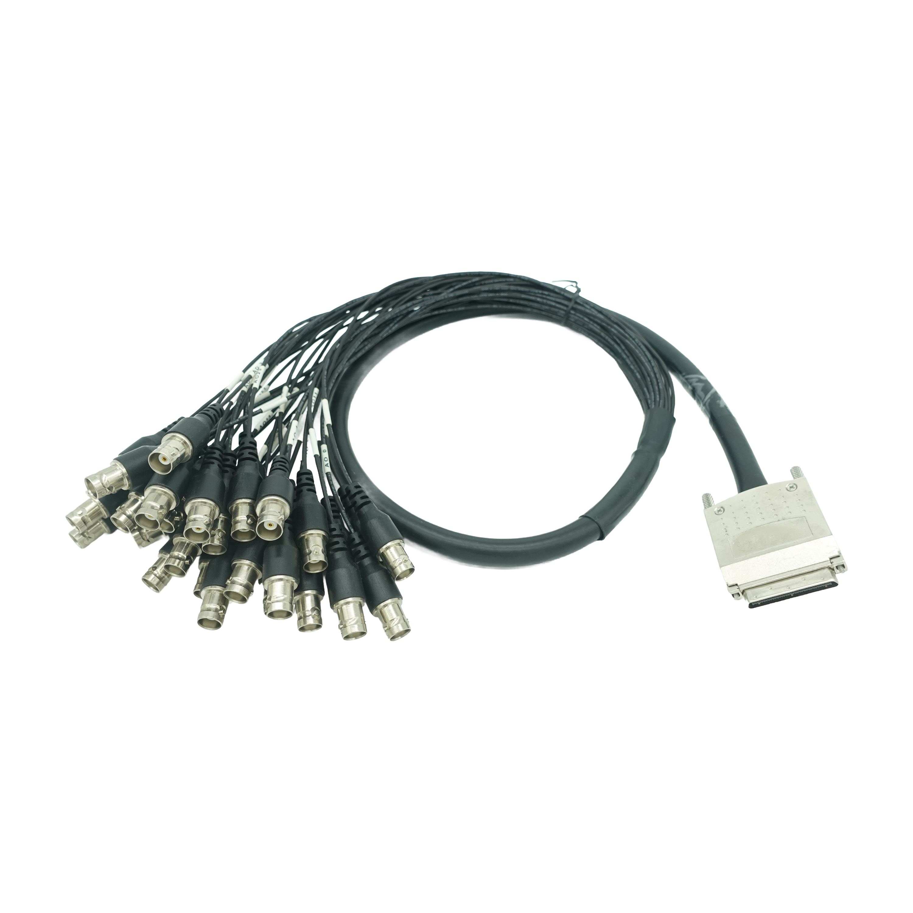 CMC131215-1m VHDCI68公头转34*BNC母头，屏蔽电缆,1m