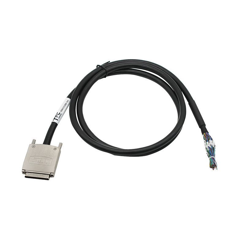 CDX121200 VHDCI68PIN公头转散线，双绞线,带线号标识