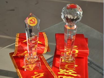 優(yōu)秀共產(chǎn)黨員 優(yōu)秀共產(chǎn)黨員