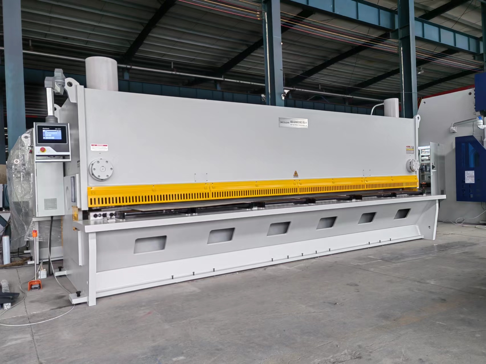 Hydraulic Shearing Machines: Essential Insights for Industrial Applications