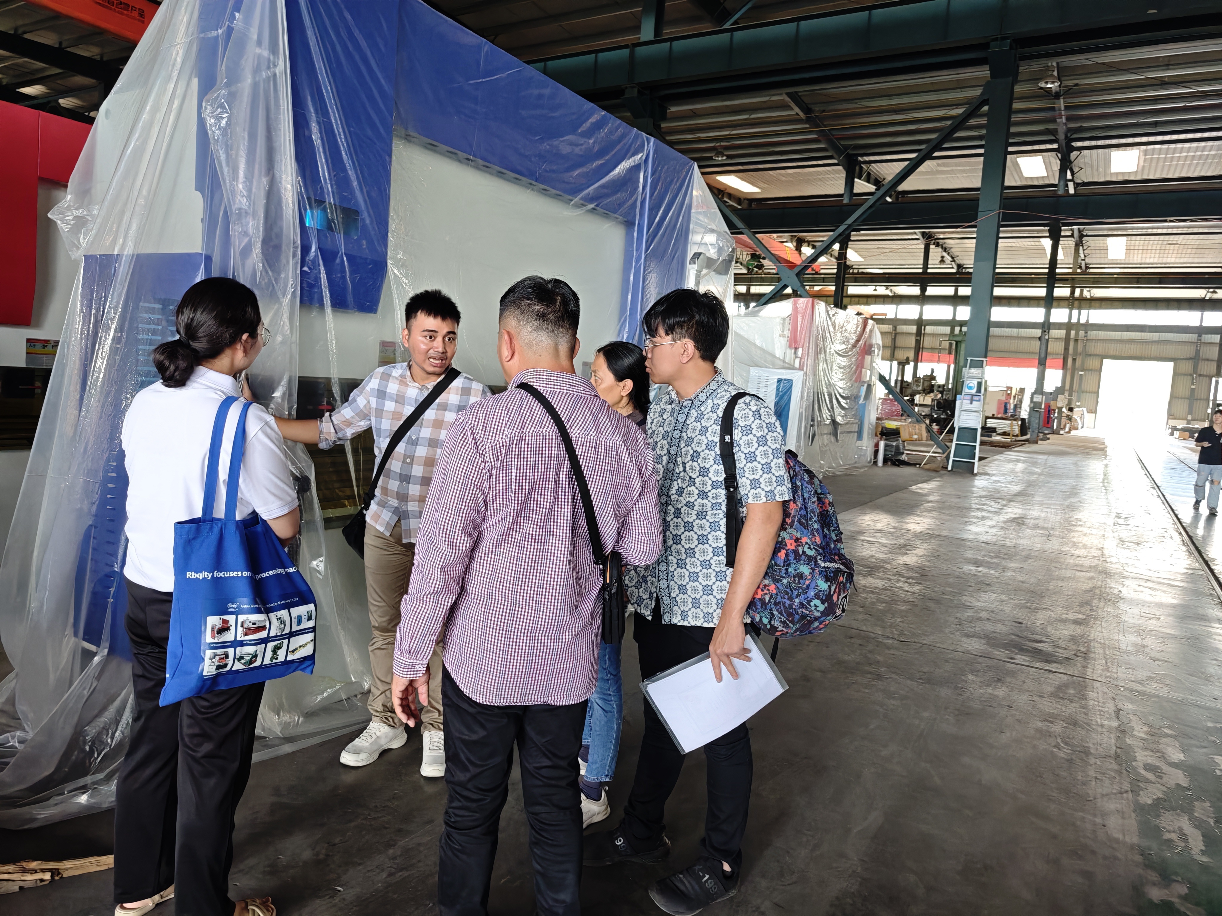 Successful Final Inspection & Payment: Indonesian Clients Visit Rbqlty Factory