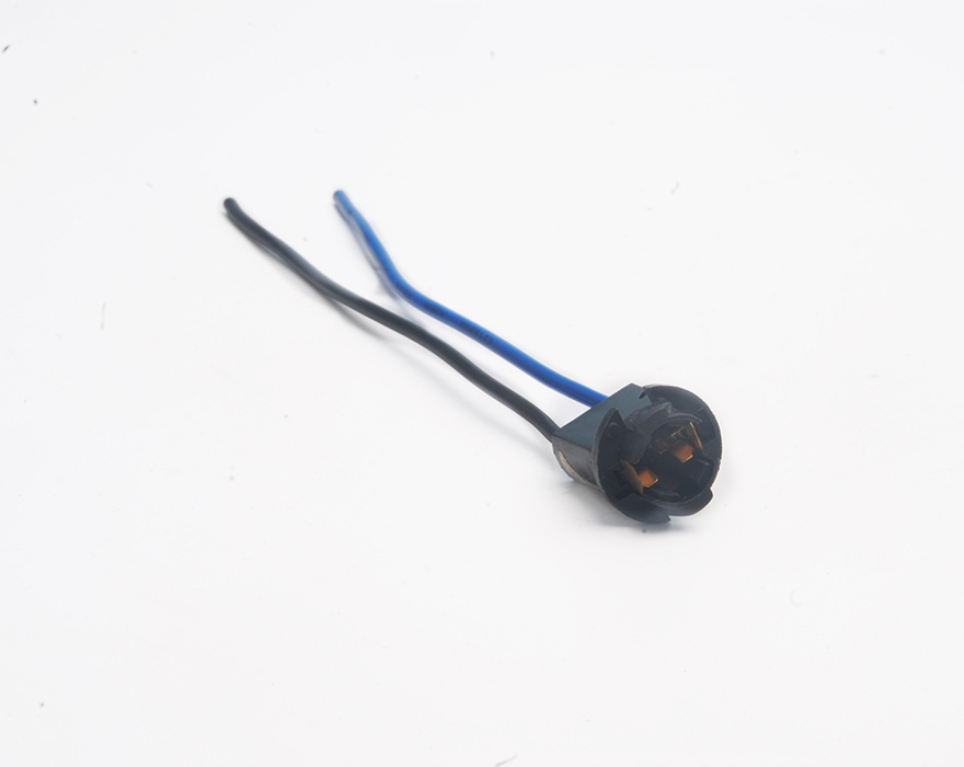 Short plug instrument harness1