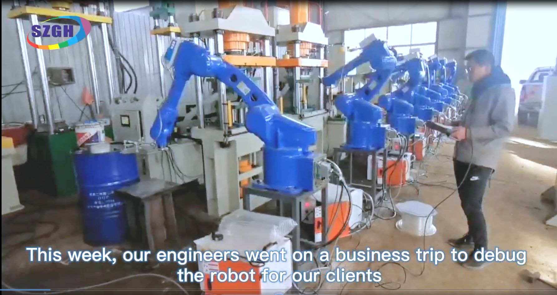 How to used Robot arm with punching machine