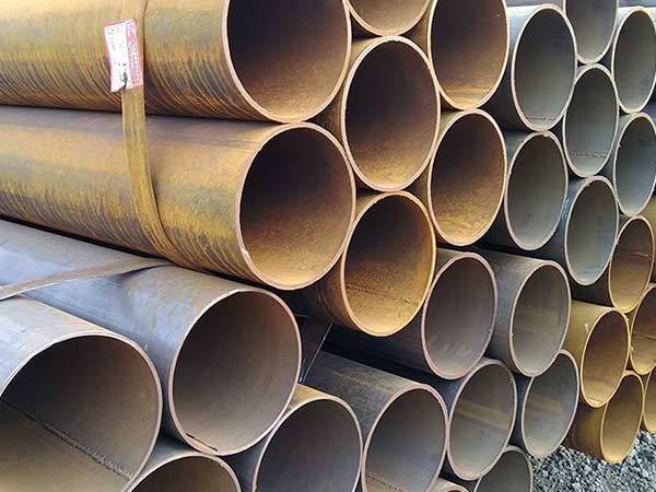Welded steel pipe