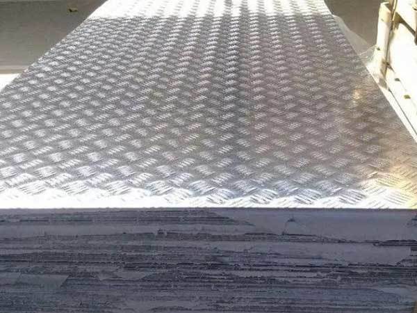 Aluminum plate