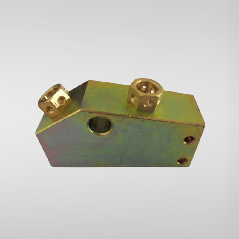 Nozzle holder