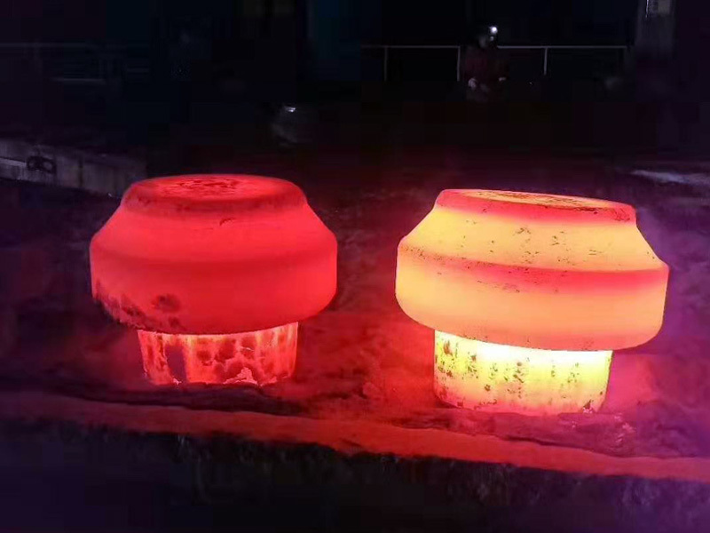 大型活塞杆锻件锻造成型方法