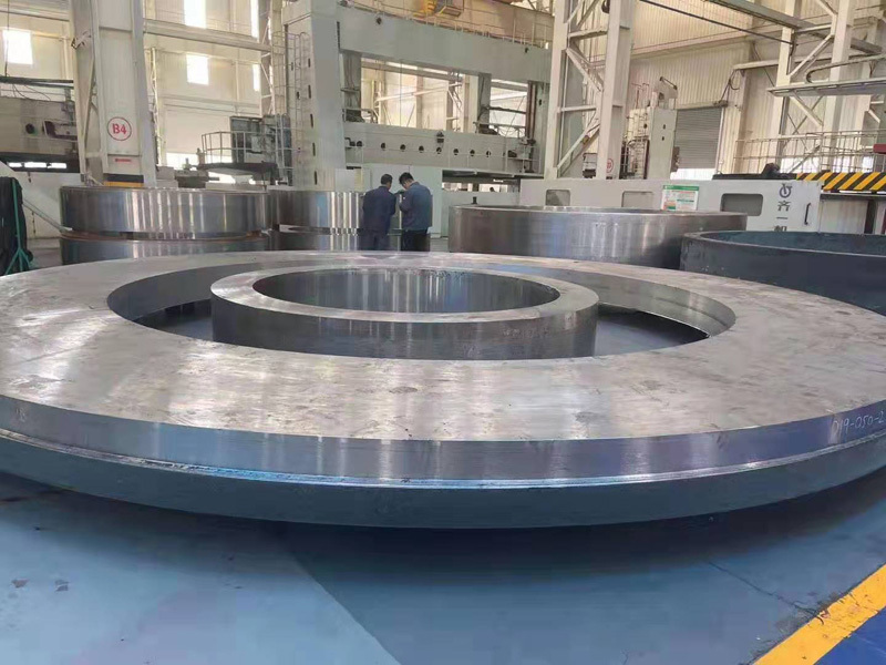 大型活塞杆锻件锻造成型方法