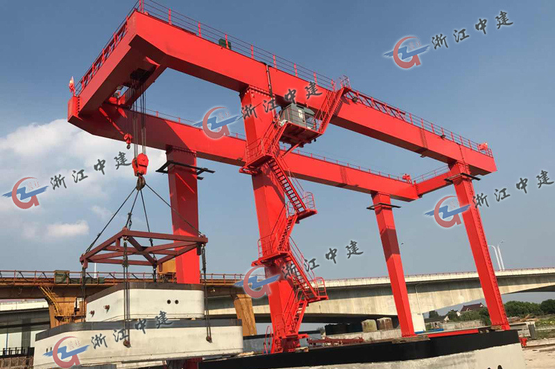 Jiangsu Wujiang 80T-25M span box type portal crane